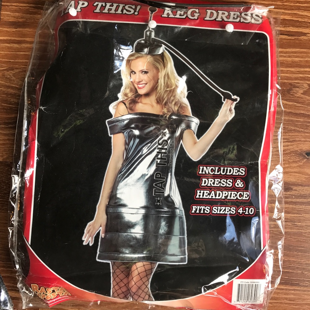 Adult "Tap This" Keg Halloween Costume